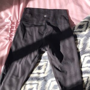 Black Lulu lemon leggings!